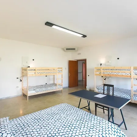 Albergue Casa Bella Torano